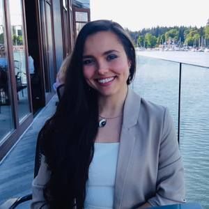 Meet your Posher, Anna